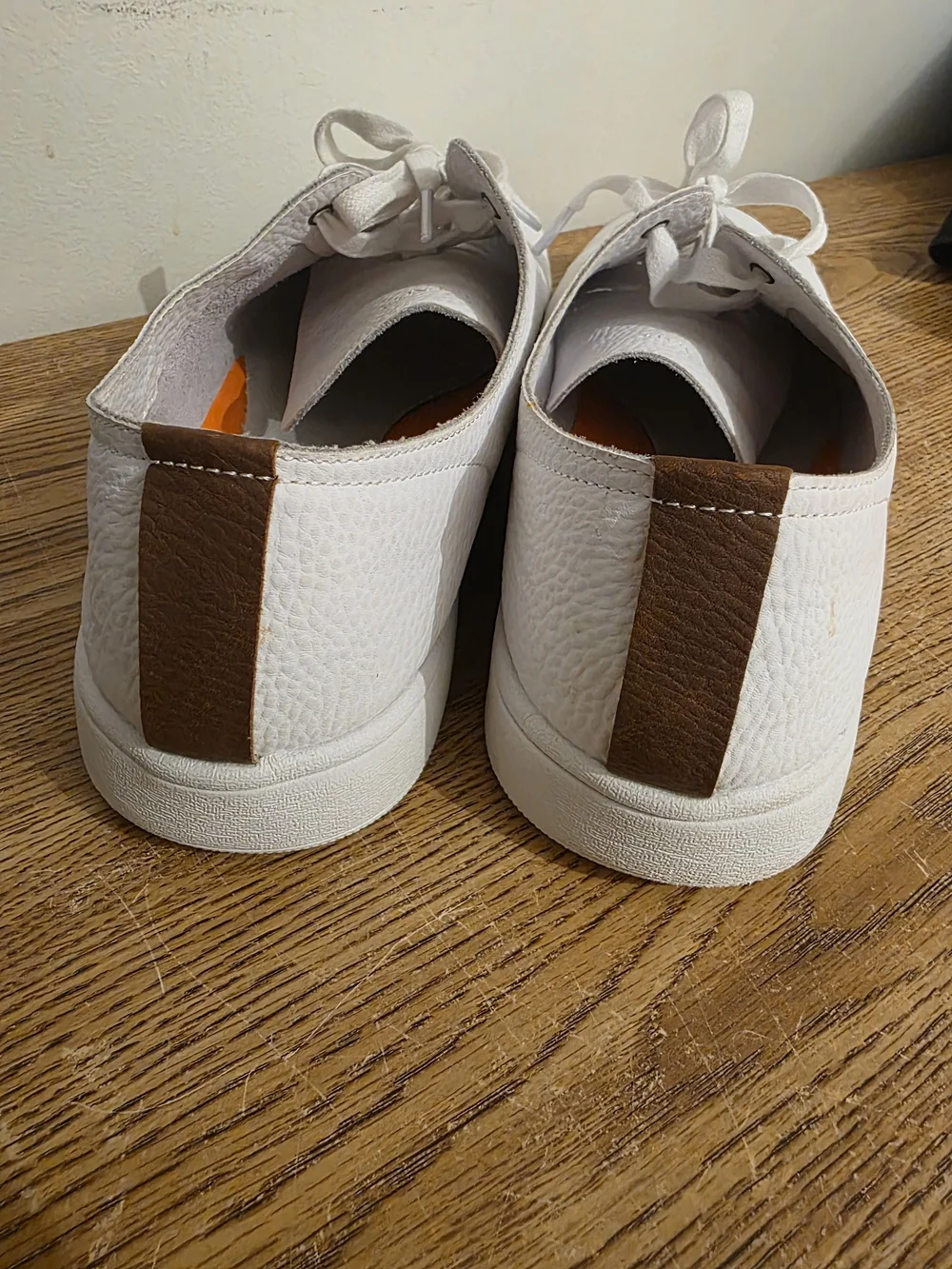Men's White Leather Lace-Up Sneakers